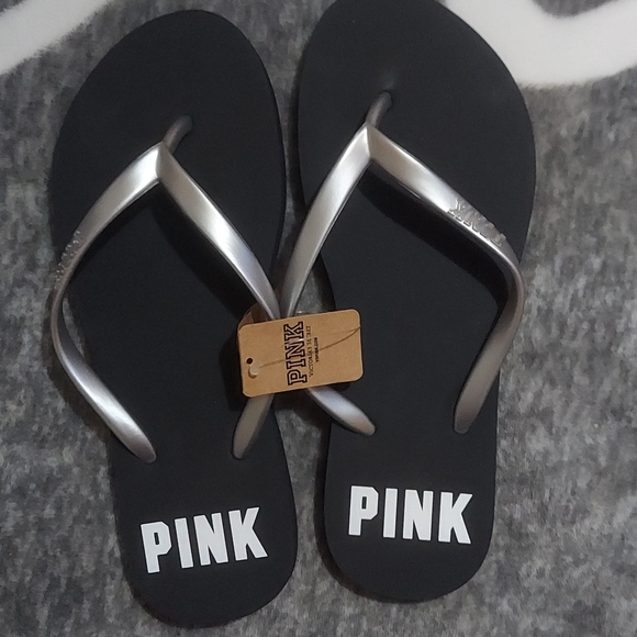 Victoria's Secret PINK Sandals - Picture 3 of 4